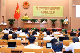 Hà Nội giải trình về chính sách hỗ trợ 20 triệu đồng/hộ nghèo khi đổi xe máy điện