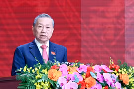 Công an nhân dân vì Đảng, vì Dân