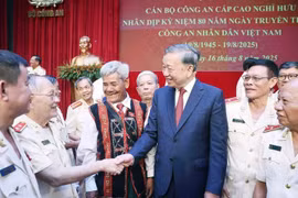 Tổng Bí thư Tô Lâm gặp mặt các tướng lĩnh, cán bộ cấp cao CAND qua các thời kỳ