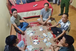 Sát phạt trên chiếu bạc bằng hình thức đánh 'lốc' ở Quảng Ninh