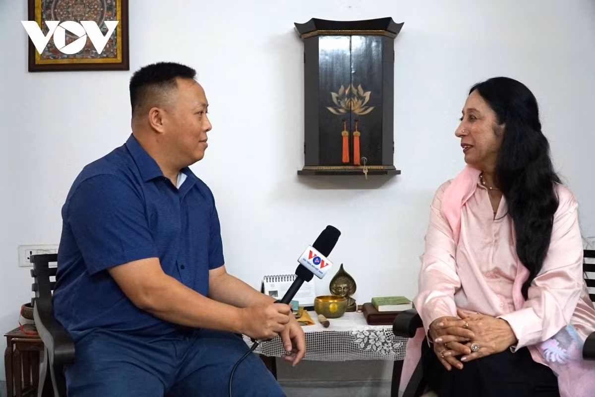Phóng viên VOV phỏng vấn Giáo sư Reena Marwah