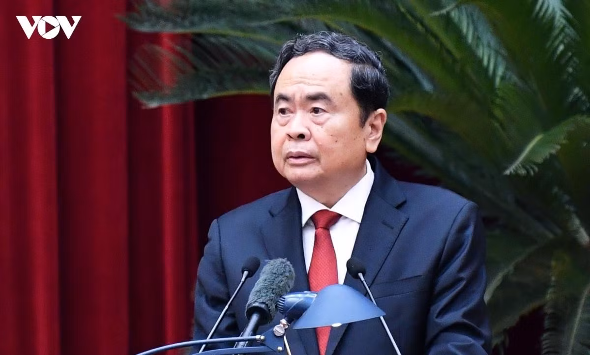 Ủy viên Bộ Chính trị, Chủ tịch Quốc hội Trần Thanh Mẫn điều hành phiên khai mạc Hội nghị lần thứ ba Ban Chấp hành Trung ương Đảng khoá XIV