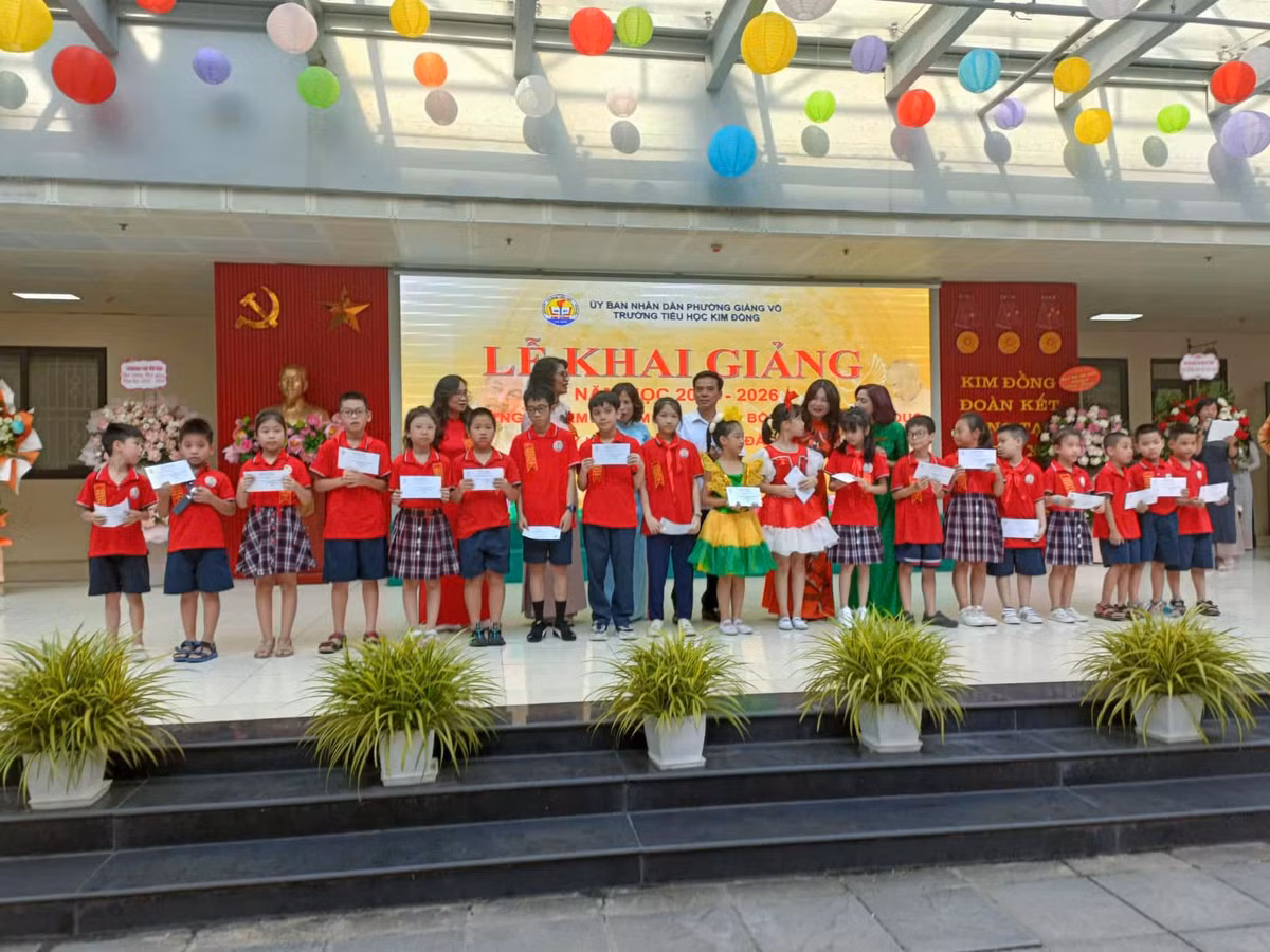 cad7d0c7-5158-4847-bc6f-56a4c6c4cc04.jpg