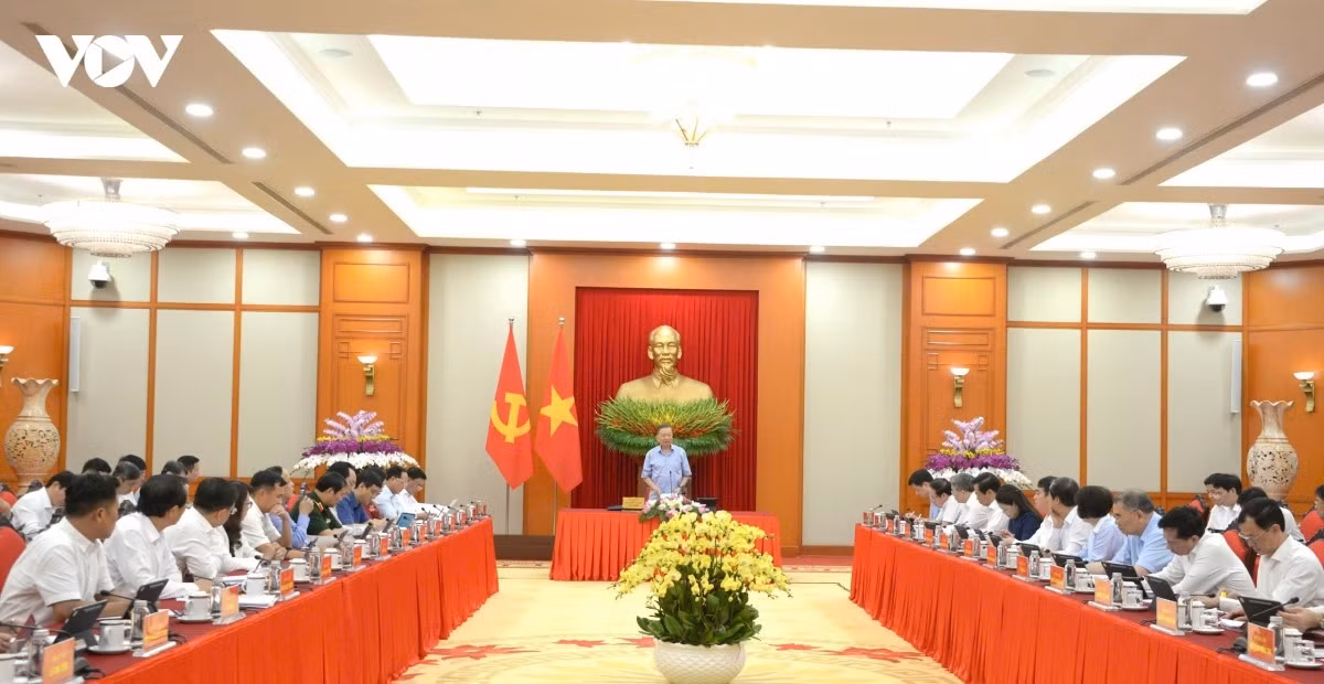 Tổng Bí thư, Chủ tịch nước Tô Lâm chủ trì buổi làm việc về công tác chuẩn bị năm học mới 2026-2027 và kết quả thực hiện Nghị quyết 71 ngày 22/08/2025 của Bộ Chính trị về đột phá phát triển giáo dục đào tạo