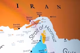 [VIDEO] Iran ra tối hậu thư: Dỡ phong tỏa cảng mới đàm phán với Mỹ