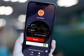 [VIDEO] Cài eTax Mobile, nhiều người tá hỏa phát hiện nợ thuế hàng trăm triệu