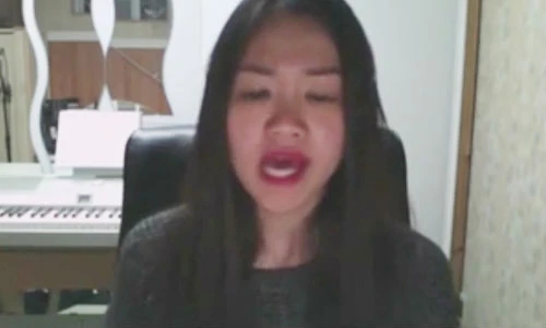 Cười vỡ bụng nghe "Qua cầu gió bay” bằng tiếng Anh