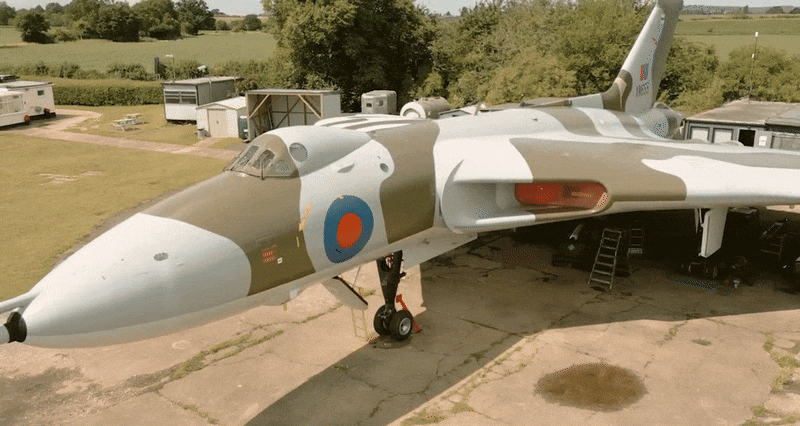 Trong suốt giai đoạn từ năm 1956-1965 đã có khoảng 136 chiếc Avro Vulcan được chế tạo và biên chế cho Không quân Hoàng gia Anh.