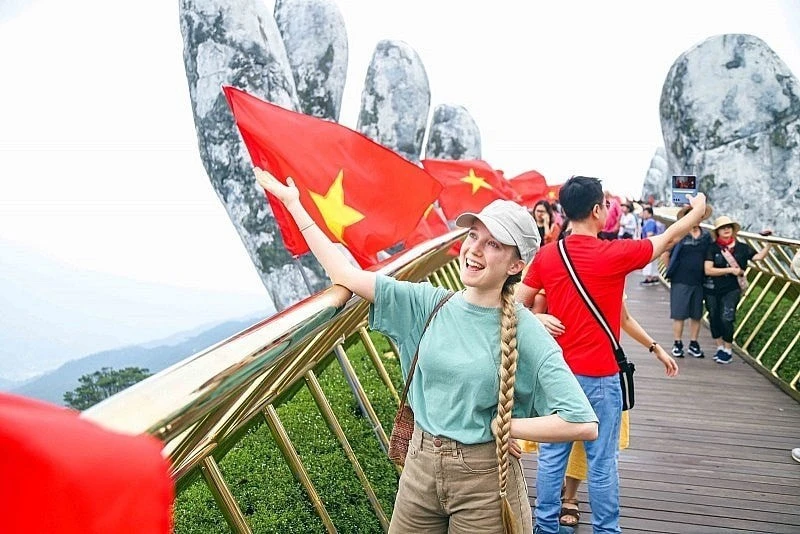[VIDEO] Việt Nam đón gần 6,8 triệu khách quốc tế quý I/2026, Trung Quốc dẫn đầu