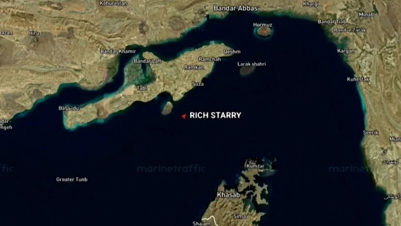 [VIDEO] Mỹ huy động 10.000 quân phong tỏa Hormuz, chặn tàu dầu Iran quay đầu