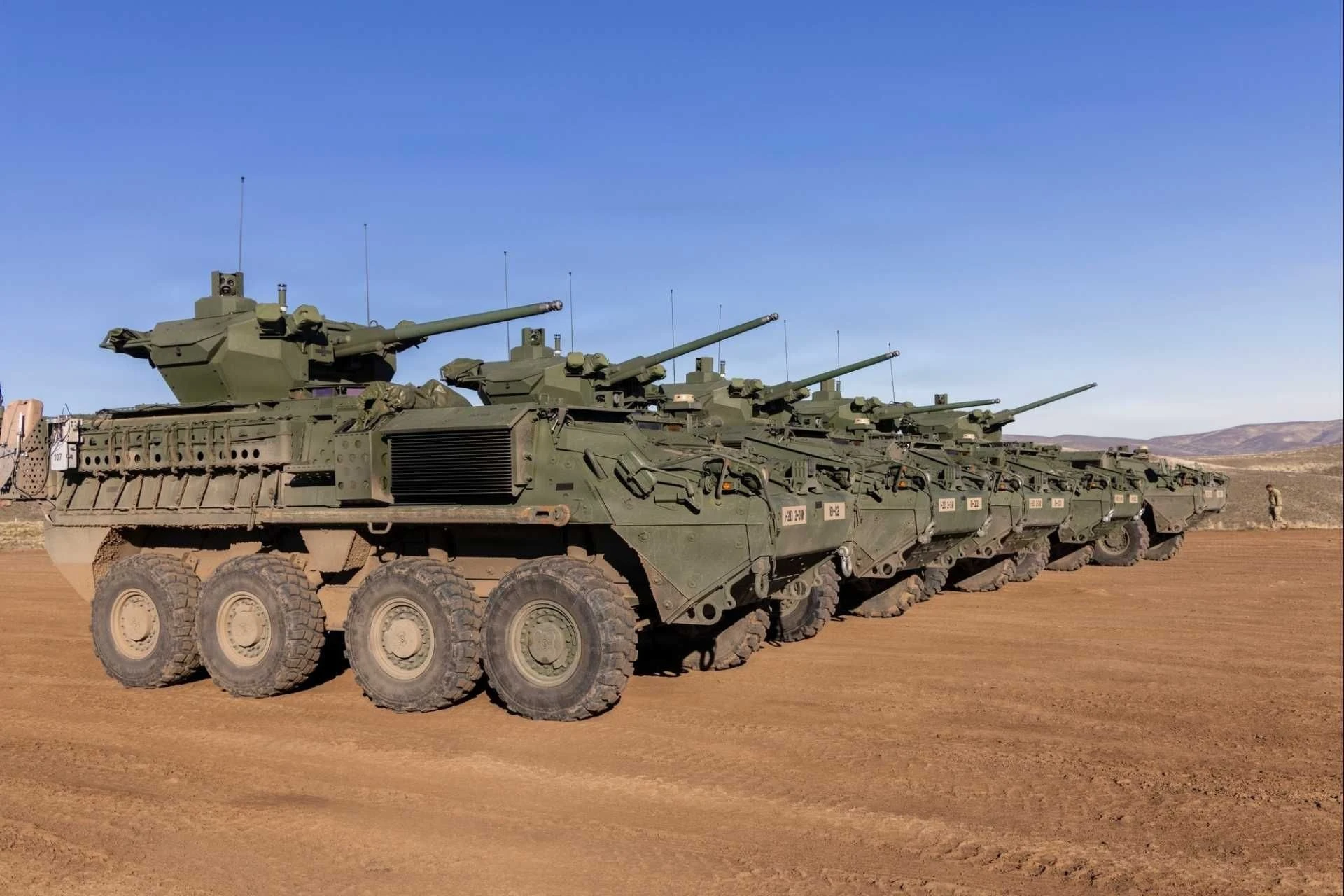 Mỹ lột xác, tăng uy lực cho xe bọc thép Stryker bằng pháo mới