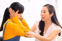Trẻ nổi loạn tuổi teen, cách ứng xử thông minh từ cha mẹ