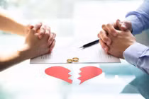 Các dấu hiệu cảnh báo hôn nhân có nguy cơ tan vỡ