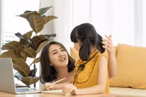 Vì sao nên dạy con chăm chút bề ngoài?