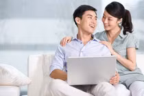 Vợ chồng cùng nghề, hiểu nhau chưa chắc đã dễ sống