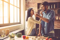 Vì sao nhiều người chọn sống chung không kết hôn?