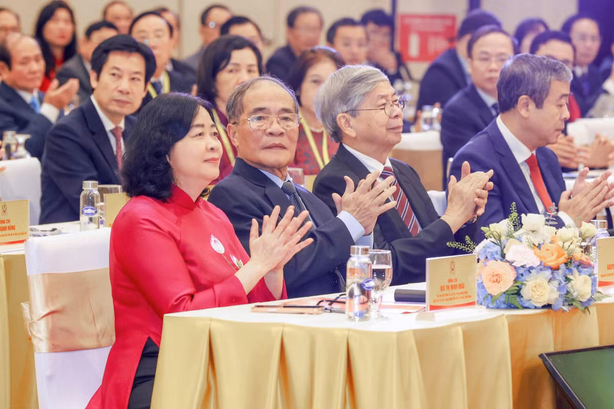 Gallery - Chủ tịch MTTQ Bùi Thị Minh Hoài: Liên hiệp Hội kiến tạo môi trường tự do sáng tạo cho đội ngũ trí thức - image 4