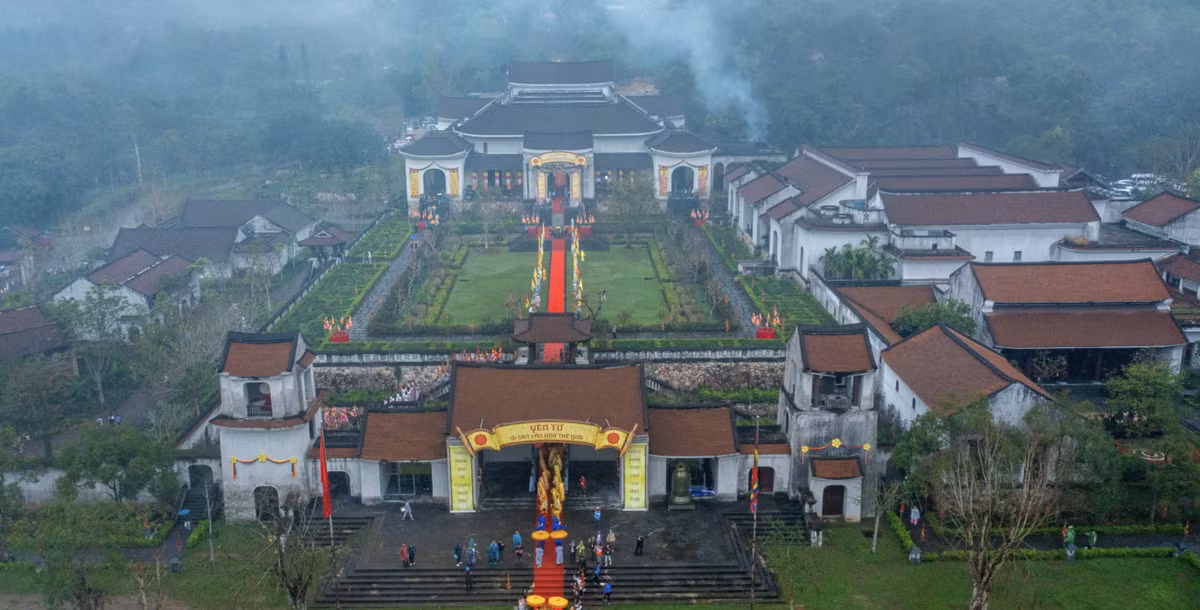 Ngày 26/2 (tức mùng 10 tháng Giêng, năm Bính Ngọ), tại Khu di tích, danh thắng Yên Tử, tỉnh Quảng Ninh đã diễn ra Lễ khai hội Yên Tử năm 2026.