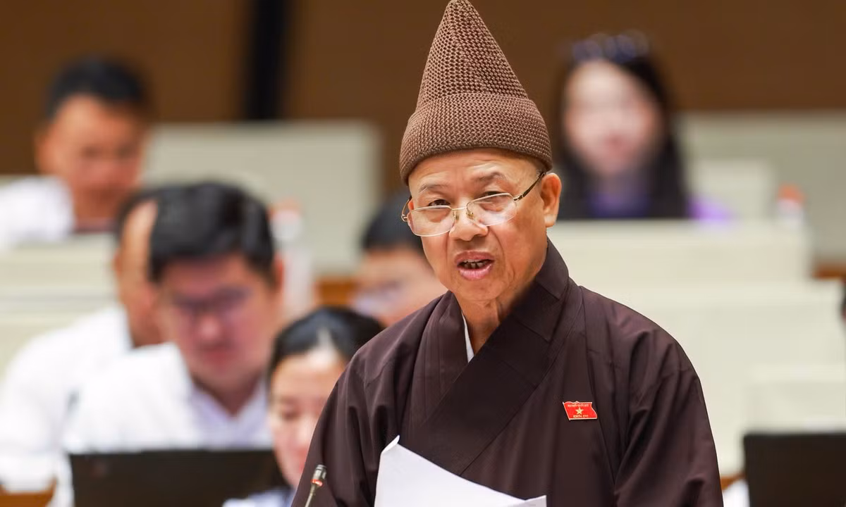 hoa-thuong-thich-thanh-quyet.jpg