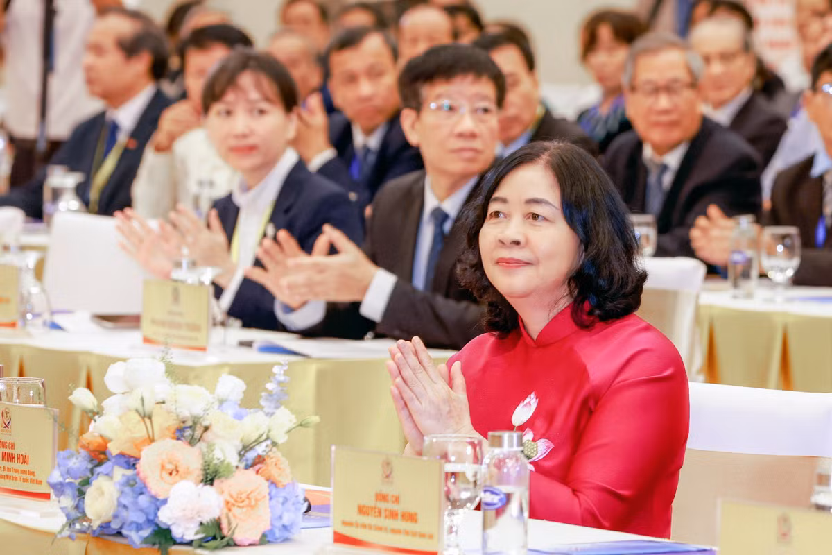 Gallery - Chủ tịch MTTQ Bùi Thị Minh Hoài: Liên hiệp Hội kiến tạo môi trường tự do sáng tạo cho đội ngũ trí thức - image 7