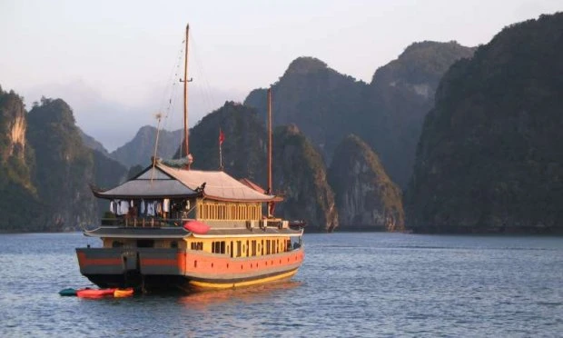 Hạ Long dẫn đầu top những vịnh đẹp nhất thế giới