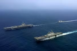 Hải quân Mỹ đang điều động một cụm tác chiến tàu sân bay hướng tới Iran khi ông Trump cảnh báo Tehran giữa lúc căng thẳng hạt nhân leo thang và bất ổn khu vực gia tăng. (Nguồn ảnh: Bộ Quốc phòng Mỹ)