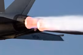 Động cơ F414 cung cấp sức mạnh cho máy bay tiêm kích F-18E/F Super Hornet