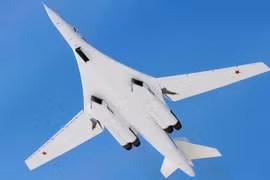 Máy bay ném bom Tu-160 của Lực lượng Không quân Vũ trụ Nga