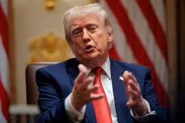 Tổng thống Mỹ Donald Trump phát biểu về tình hình căng thẳng với Iran và triển vọng duy trì lệnh ngừng bắn giữa hai bên trong cuộc họp tại Nhà Trắng.