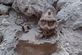 Tượng thần K’awiil Maya được phát hiện, lộ bí mật ngàn năm