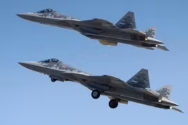 Các tiêm kích Su-57 thuộc Lực lượng Hàng không Vũ trụ Nga.