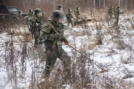 “Vòng vây” Ukraine sụp đổ, quân Nga giành lại thế chủ động ở Donbass