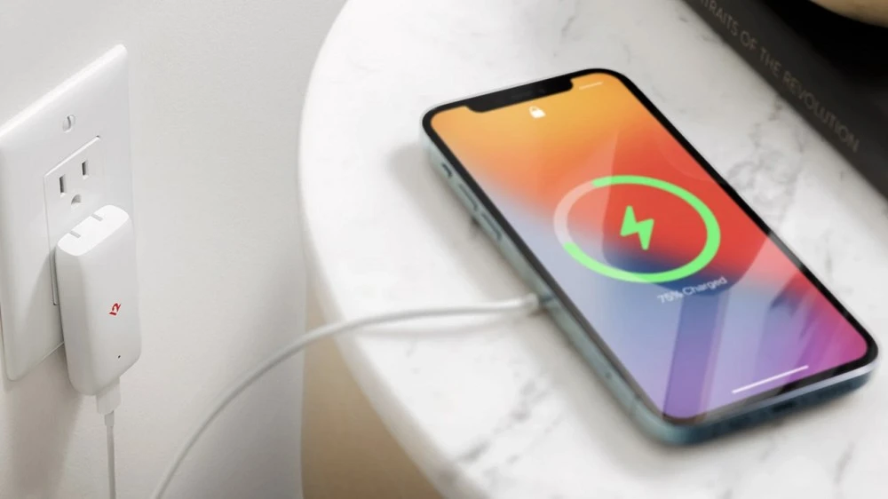 iPhone có tính năng ẩn hiển thị thời gian sạc pin 
