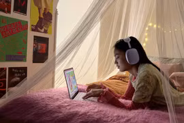 MacBook Neo giá 16 triệu gây sốc, Gen Z “đổ xô” săn