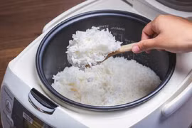 Nồi cơm điện ngốn tiền điện vì thói quen nhiều người mắc 