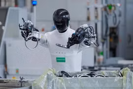 Robot sắp tự chế tạo đồng loại không cần con người?