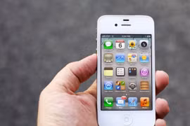 iPhone 4S bỗng sốt lại vì chứa vàng, kho báu hay ảo tưởng?