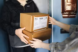 Sự thật về freeship trên sàn thương mại điện tử