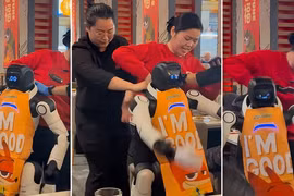 Robot Haidilao “nổi loạn” đập phá bát đĩa