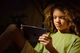 Apple bổ sung loạt tính năng bảo vệ trẻ em trên iPhone 