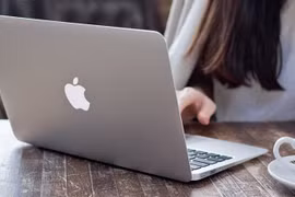 Làm việc linh hoạt, MacBook có đáng để đầu tư?