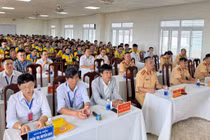 Kỳ sát hạch lái xe đầu tiên do Công an Đắk Lắk tổ chức