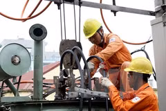 Không tăng giá điện và phí đường bộ, tránh gây áp lực lên CPI