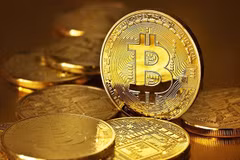 Sốc: Hơn 11 lượng vàng mới mua nổi 1 đồng Bitcoin