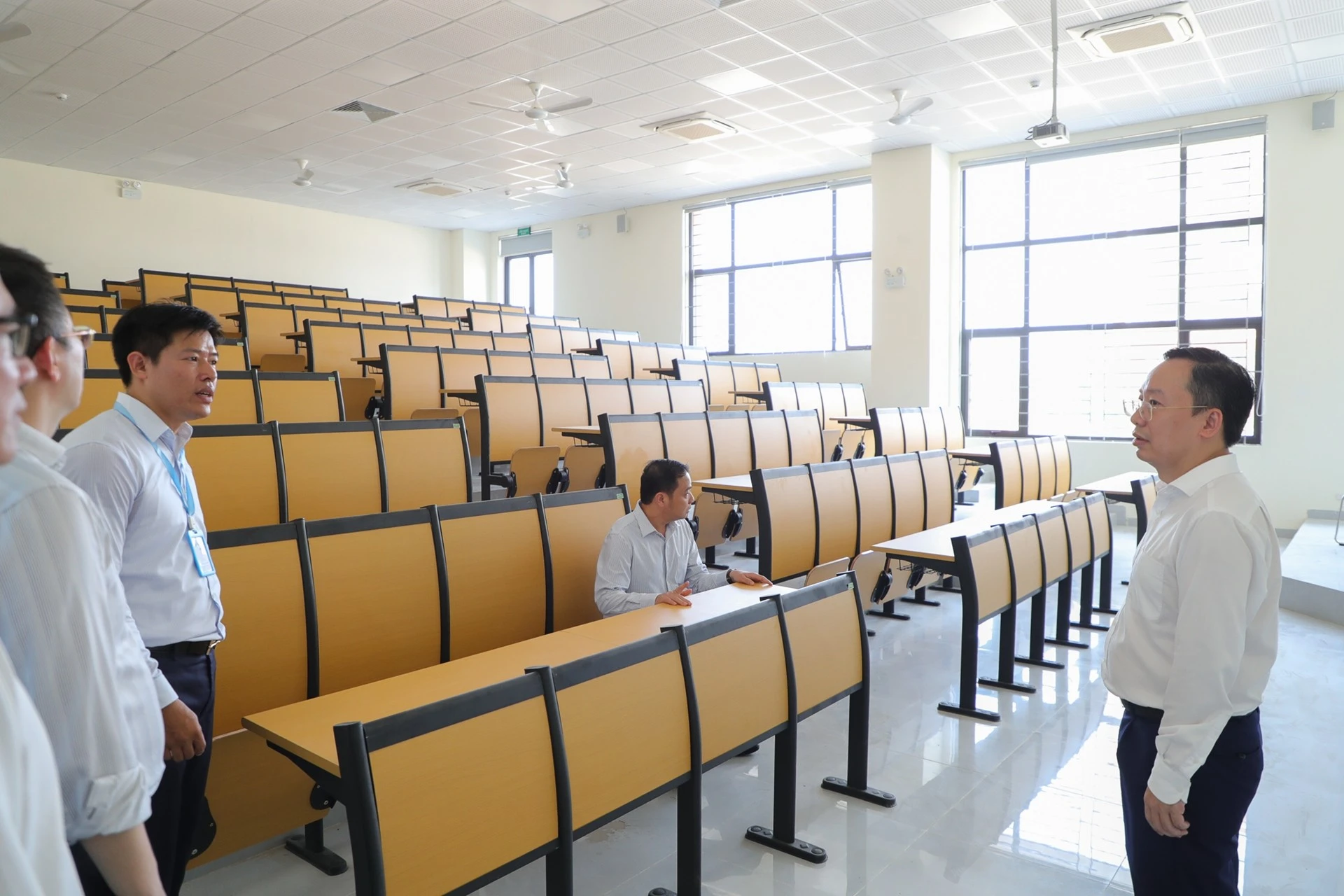 [GALLERY ] ĐHQGHN sẵn sàng đón khoảng 17 nghìn sinh viên học tập tại Hòa Lạc