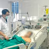 Tự truyền trắng tại nhà, phụ nữ 51 tuổi suy đa tạng, phải thở máy