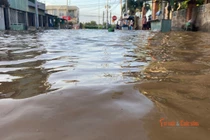 Nước dâng không ngừng, Lâm Đồng trắng đêm di dời dân