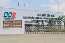 Khởi tố vụ án sản xuất, buôn bán mỹ phẩm giả liên quan chồng Đoàn Di Băng