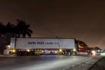 Xe máy lao vào container trên ĐT 719 ở Lâm Đồng, một người tử vong