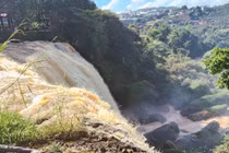 Tìm kiếm người phụ nữ mất tích sau khi rơi thác Voi Lâm Đồng